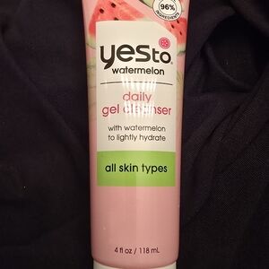 Yes To Watermelon Daily Gel Cleanser - Pink